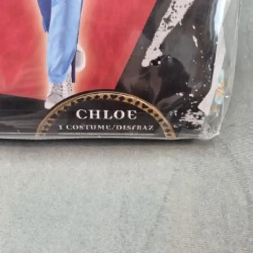 Disney Descendants Rise Of Red Chloe Child Costume Halloween Cosplay Dress Up M - Picture 6 of 6